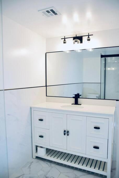 Cozy 2 Bedrooms & 1 Bath 李文斯顿 外观 照片